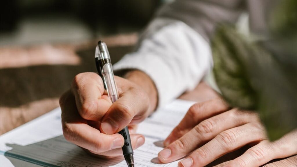 Lettre demande de renouvellement de contrat pdf - modèle prêt à télécharger
