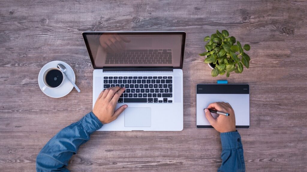 Télécharger le contrat indépendant en PDF pour prestation de services